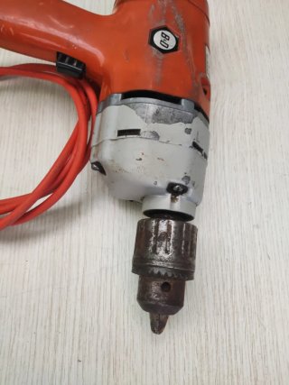 Taladro Antiguo para Base