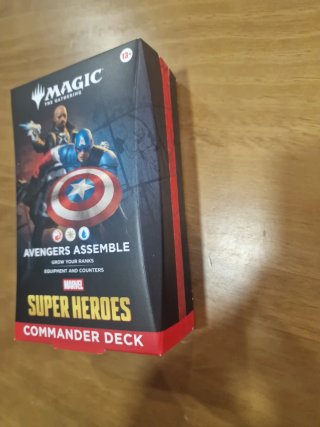 Magic The Gathering: Avengers Assemble Commander i