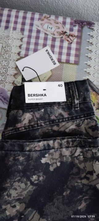 Pantalones Bershka Baggy Estampados Talla 40