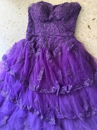 Vestido de Fiesta o Quinceañera Morado