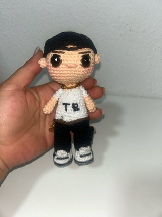Muñeco Amigurumi Rapero
