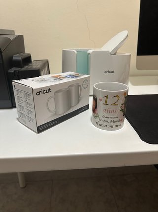 Prensa de calor Cricut Mug Press