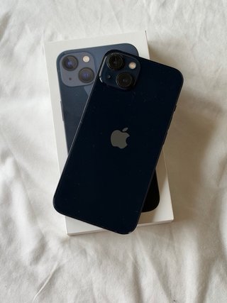 iPhone 13 Azul Medianoche
