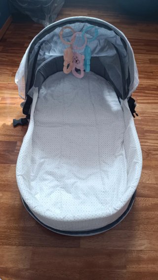 Cuna de viaje plegable