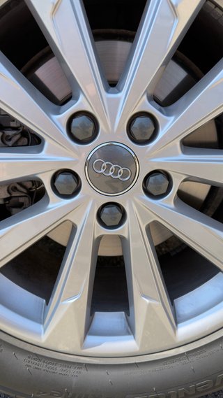 Cerchi in lega originali Audi da 18 pollici