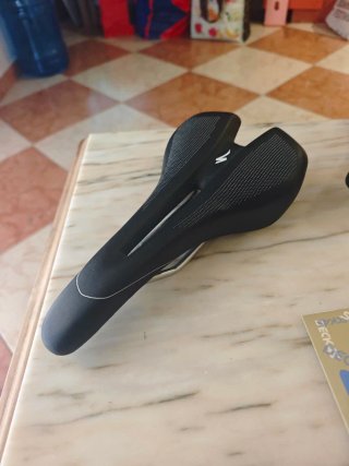 Sillín Specialized Negro