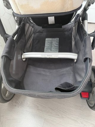 Carrito Uppababy Cruz V2 + capazo