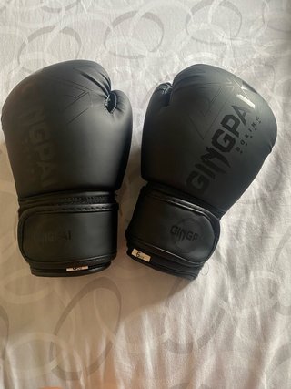 Guantes de boxeo GINGPAI negros 6 oz