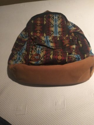 Mochila étnica con base marrón
