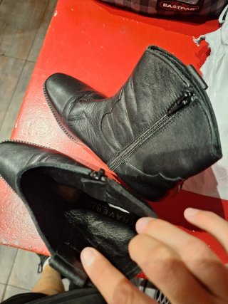 Botines de piel negros Traveris