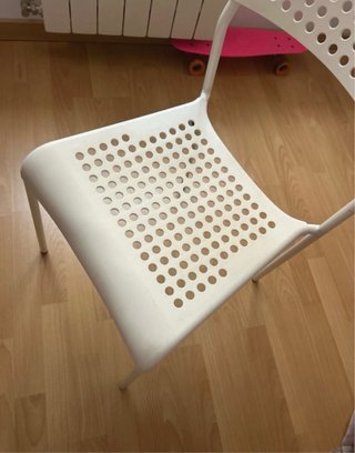 Silla blanca Ikea
