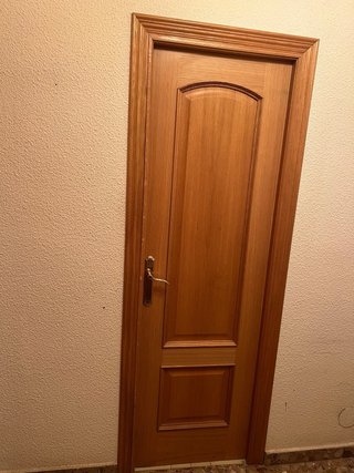 10 Puertas de madera con cristal y lisas