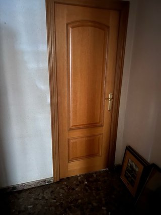 10 Puertas de madera con cristal y lisas