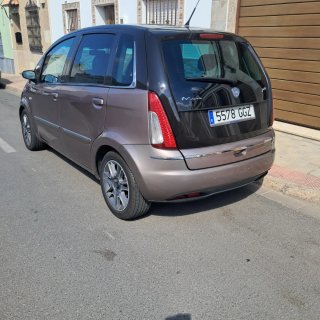 Lancia Musa 1.9 Poltrona Frau
