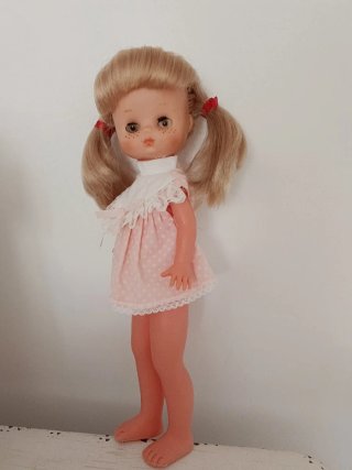 Muñeca Lesly Ojos Margarita Antigua