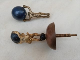 2 Figuras de Atlas
