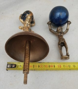 2 Figuras de Atlas