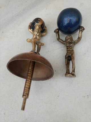 2 Figuras de Atlas