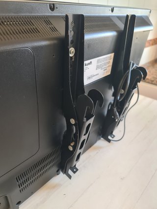 Televisão TV LED Kunft 32" Hdmi Usb com Suporte