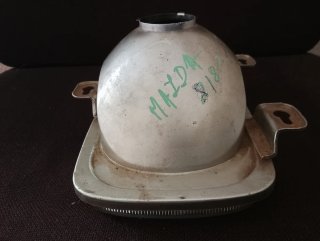 Farol para Mazda 818