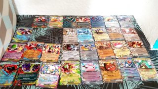 Lote de 28 Cartas Pokémon
