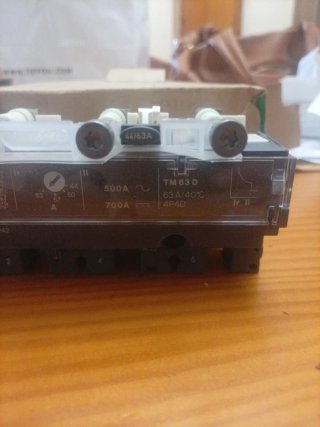 Bloque de relé Schneider ComPact NSX100-250
