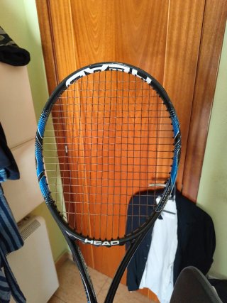 Raqueta de Tenis Head con funda incluida