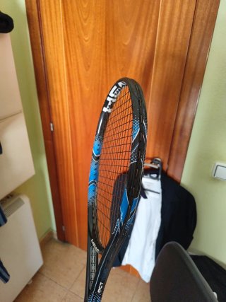 Raqueta de Tenis Head con funda incluida