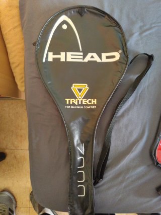 Raqueta de Tenis Head con funda incluida