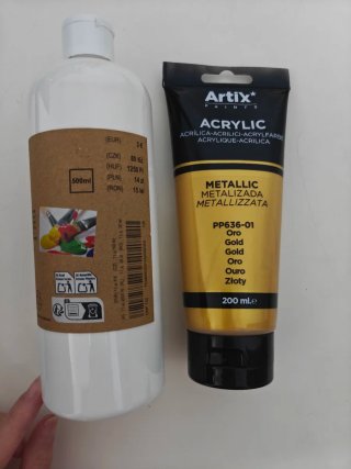 Pintura Acrílica Artix y Bote de Pintura