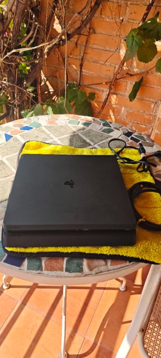 Ps4 Sony PlayStation 4 Negra