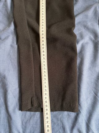 Mono negro elegante