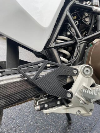 Protectores de talón Husqvarna 701 / KTM 690