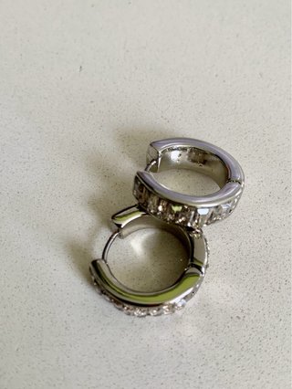 Pack Pendientes Earcuff Zara. A estrenar.