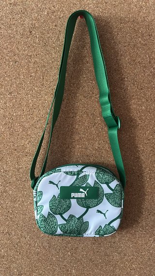 Bandolera Puma Verde y Blanca