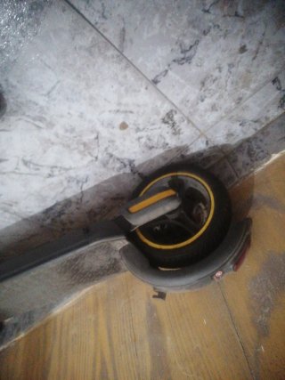 Patinete eléctrico casi nuevo