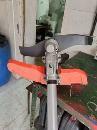 Desbrozadora Husqvarna Profesional