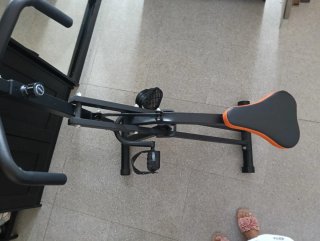 Maquina Abdominales Negra y Naranja