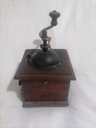 Molinillo de café manual antiguo ELMA