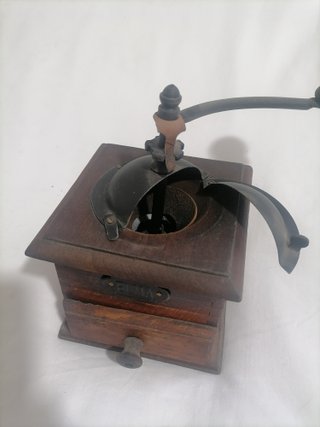 Molinillo de café manual antiguo ELMA