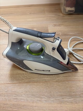 Plancha de Ropa Rowenta Focus