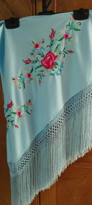 Mantoncillo Flamenco Bordado