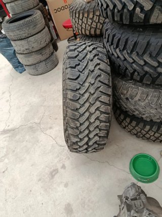 Neumáticos 4x4 37/12.5/15