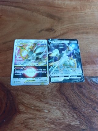 Arceus V y Vastro Pokémon