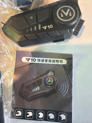 Intercomunicador Moto Y10 V10 Bluetooth Casco RGB