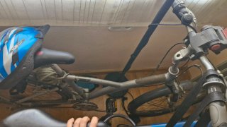 Bicicleta de ciudad mujer gris