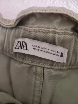 Shorts Zara verde talla 36
