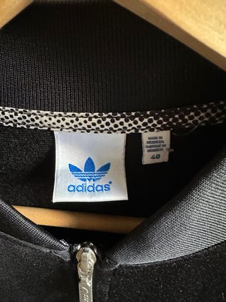 Chaqueta Adidas Negra Tachuelas Talla S