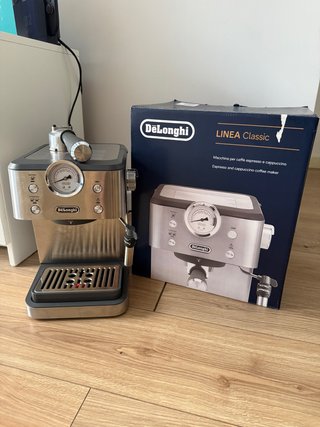 Cafetera DeLonghi Linea Classic