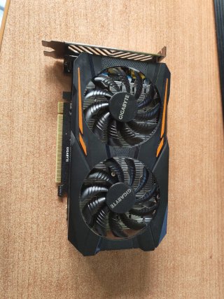 Tarjeta Gráfica Gigabyte GTX 1050 OC 2G